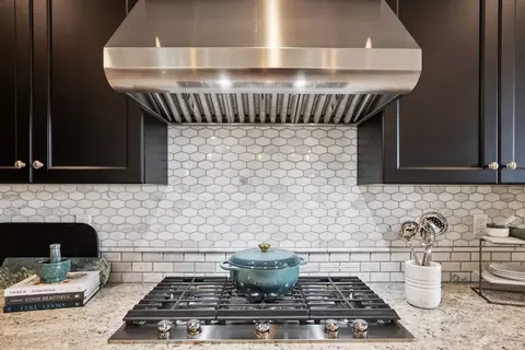 Kitchen - 2988 Bluffs Dr, Marina, CA 93933 photo 3 of 6