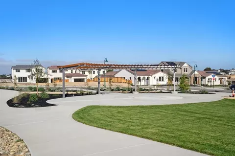 View/Area - 2988 Bluffs Dr, Marina, CA 93933 photo 8 of 10