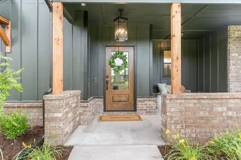 Exterior - 16293 E 101st St N, Owasso, OK 74055 photo 7 of 15
