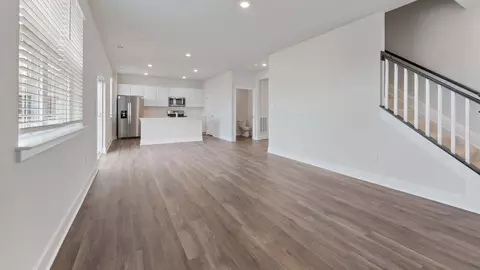 Living - 811 Spikeresh Way, Joppa, MD 21085 photo 5 of 8