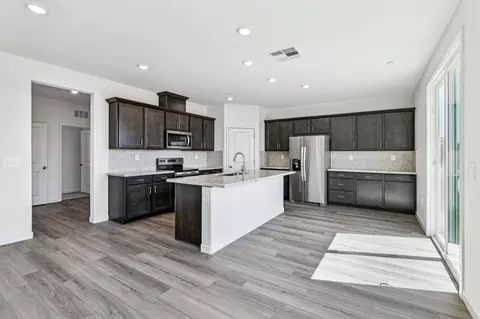 2373 Zellerbach St, Manteca, CA 95337