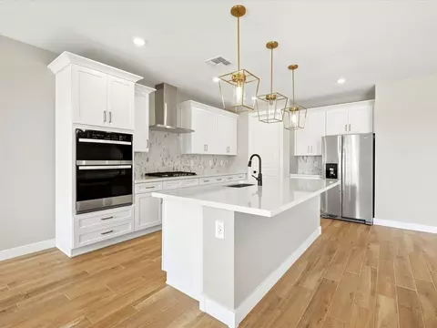 Kitchen - 1051 W Haynes Way, Apache Junction, AZ 85120 photo 1 of 5