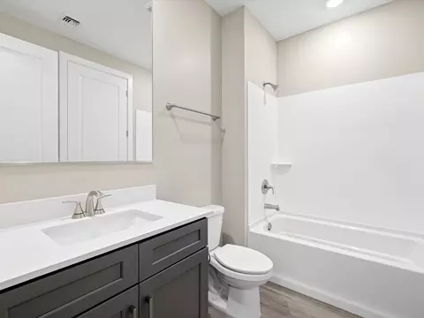 Bath - 1051 W Haynes Way, Apache Junction, AZ 85120 photo 5 of 8