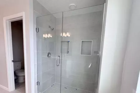Bath - 1207 Hyde St, Saint Cloud, FL 34771 photo 2 of 2