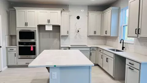Kitchen - 1207 Hyde St, Saint Cloud, FL 34771 photo 1 of 6