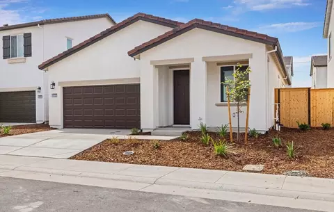 6032 Sunscape Way, Roseville, CA 95747