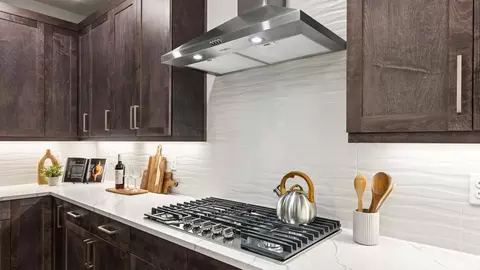 Kitchen - 9236 NE 186th Pl, Bothell, WA 98011 photo 4 of 7