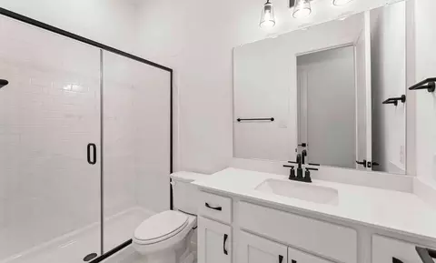 Bath - 2220 Switchgrass Dr, Argyle, TX 76226 photo 6 of 8