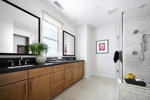 Bath - 3818 Bluff View Dr, Corona, CA 92883 photo 1 of 1