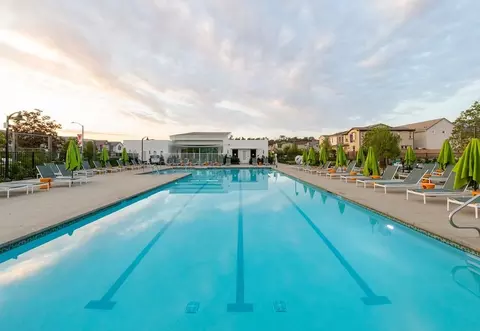 Exterior - 3818 Bluff View Dr, Corona, CA 92883 photo 9 of 11