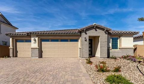 12368 W Parkway Ln, Avondale, AZ 85323