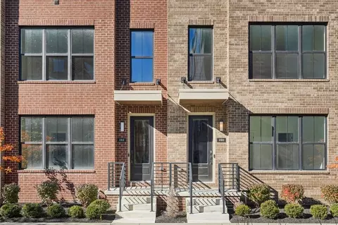 280 Dickenson St, Columbus, OH 43215