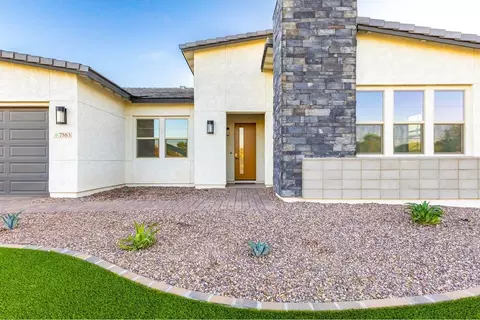 7583 W Gelding Dr, Peoria, AZ 85381