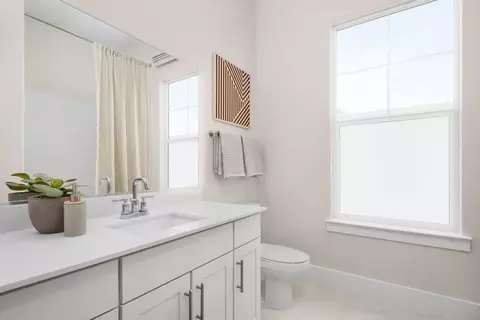 Bath - 6957 Saddleback St, Hesperia, CA 92345 photo 2 of 2