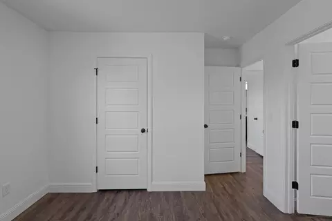 Entry Way - 721 Nebula Ln, Centerton, AR 72713 photo 5 of 7