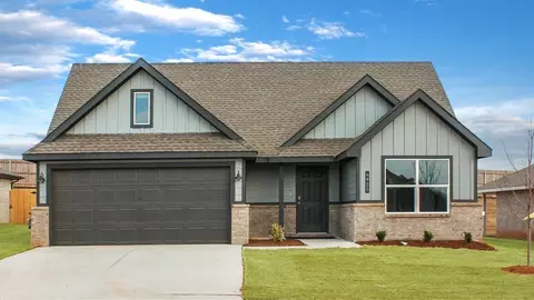 6200 Blackwood Blvd, Oklahoma City, OK 73132