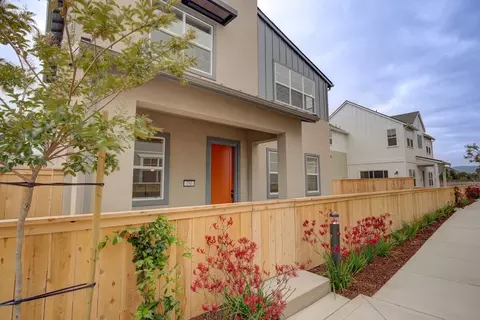 250 Memphis Belle Way, San Luis Obispo, CA 93401