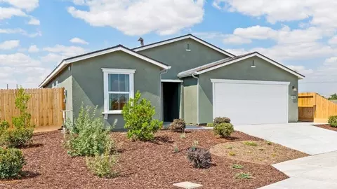 Exterior - 1690 Carson Way, Hanford, CA 93230 photo 5 of 6