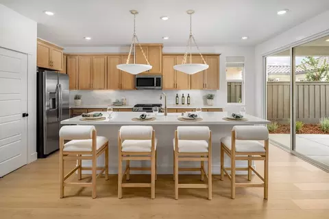 Kitchen - 3214 Summit Dr, Tracy, CA 95377 photo 4 of 4