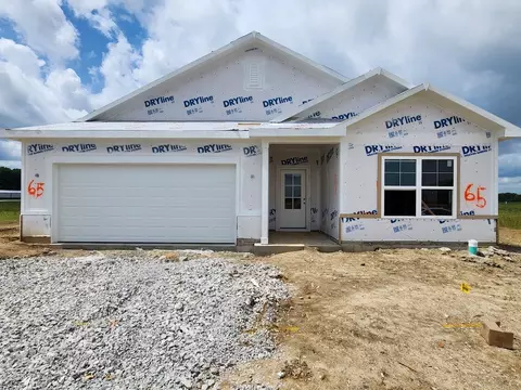 11 Trinity Dr, Crawfordsville, IN 47933