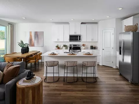 5005 Katrina Dr, Haines City, FL 33844