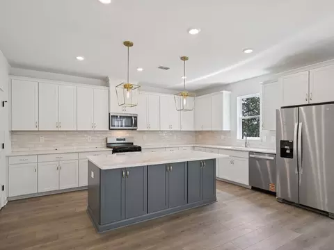 6838 Chatsworth Ct, Murfreesboro, TN 37129