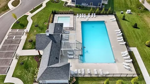 Exterior - 1385 Marinelli Dr E, Columbus, OH 43228 photo 7 of 14