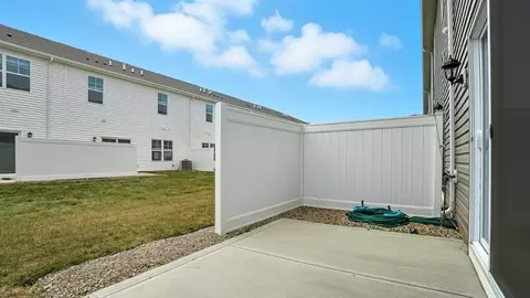 Exterior - 1385 Marinelli Dr E, Columbus, OH 43228 photo 4 of 14