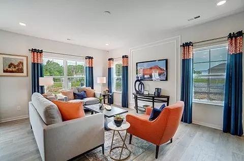 Living - 1385 Marinelli Dr E, Columbus, OH 43228 photo 6 of 7