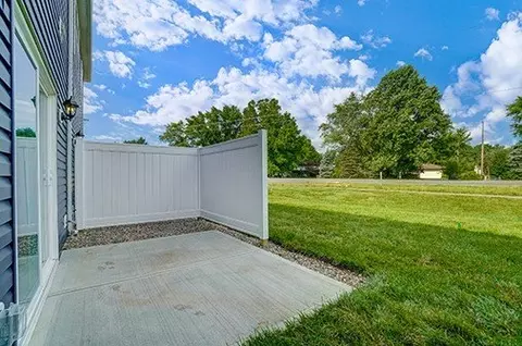Exterior - 1385 Marinelli Dr E, Columbus, OH 43228 photo 13 of 14