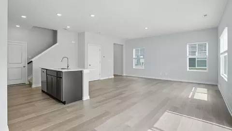 Living - 1385 Marinelli Dr E, Columbus, OH 43228 photo 1 of 7