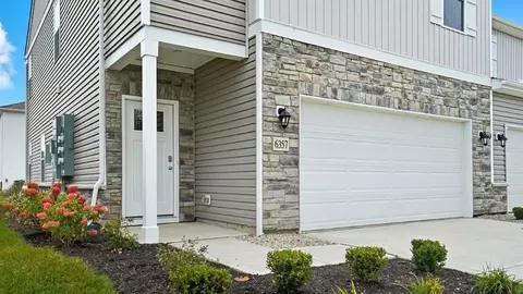 Exterior - 1385 Marinelli Dr E, Columbus, OH 43228 photo 2 of 14