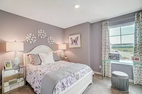 Bedroom - 1385 Marinelli Dr E, Columbus, OH 43228 photo 17 of 22