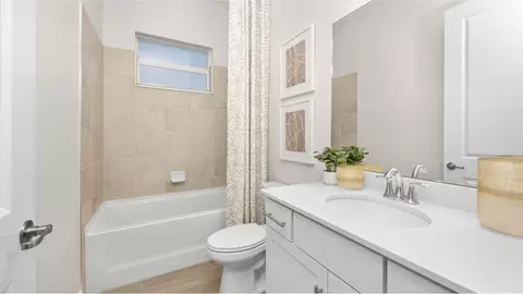 Bath - 13029 Maya Bay Ct, Venice, FL 34293 photo 2 of 3