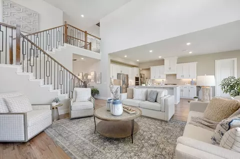 Living - 1205 Terrain Rd, Midlothian, TX 76065 photo 2 of 4
