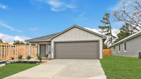 15315 Lake Conroe Cove Dr, Willis, TX 77318