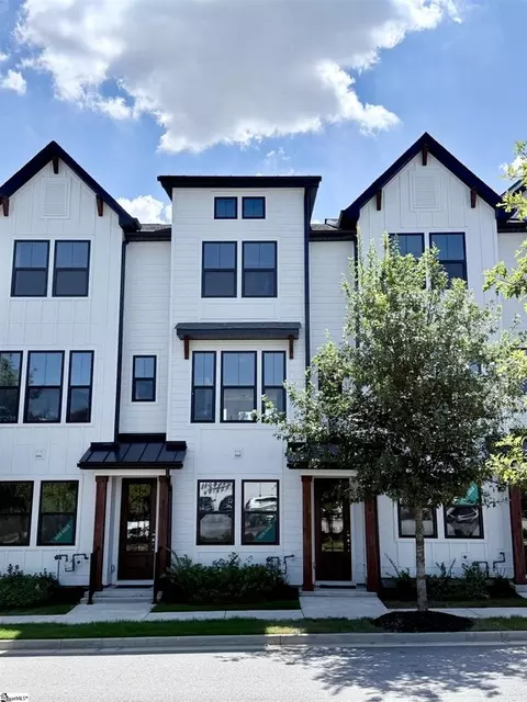 24 Renaissance Row Dr, Greenville, SC 29606