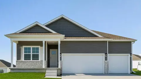 20562 Westridge Dr, Gretna, NE 68028