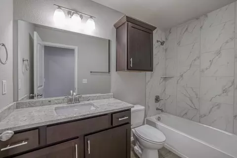 Bath - 25490 84th St, Lenexa, KS 66227 photo 4 of 4
