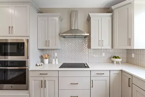 Kitchen - 6 Alder Creek Dr, Wright City, MO 63390 photo 3 of 7