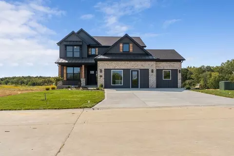 Exterior - 6 Alder Creek Dr, Wright City, MO 63390 photo 11 of 15