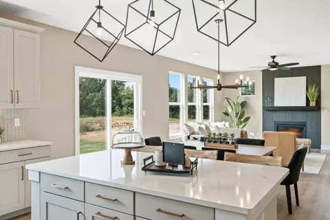 Kitchen - 6 Alder Creek Dr, Wright City, MO 63390 photo 5 of 7