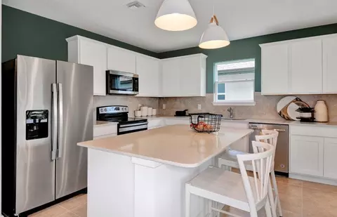 Kitchen - 12233 Tranquil Waters Ter, Parrish, FL 34219 photo 1 of 2