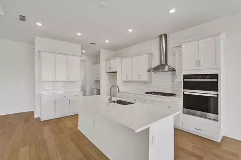Kitchen - 210 Brickstone Trce, Saint Augustine, FL 32092 photo 1 of 13