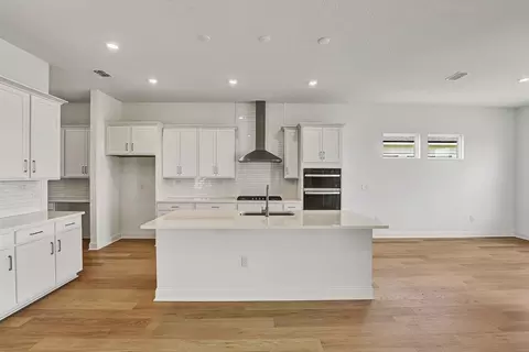 Kitchen - 210 Brickstone Trce, Saint Augustine, FL 32092 photo 2 of 13