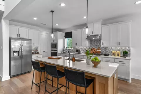 Kitchen - 910 Shooting Star Dr, Prosper, TX 75078 photo 1 of 15