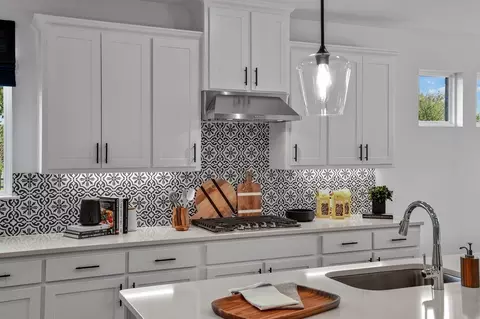 Kitchen - 910 Shooting Star Dr, Prosper, TX 75078 photo 5 of 15