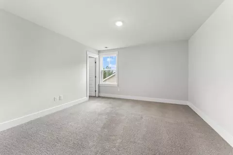 Bedroom - Thomas Lane, Central, SC 29630 photo 6 of 13
