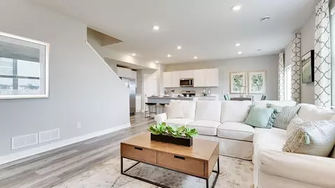 2346 Pleasant Ave, Shakopee, MN 55379