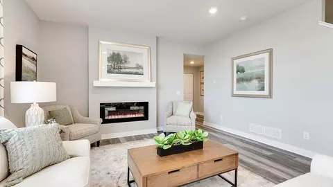 2346 Pleasant Ave, Shakopee, MN 55379